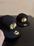 Gorra fitted 59FIFTY de New Era presenta el logo clásico de los Chicago Blackhawks bordado en la parte frontal.