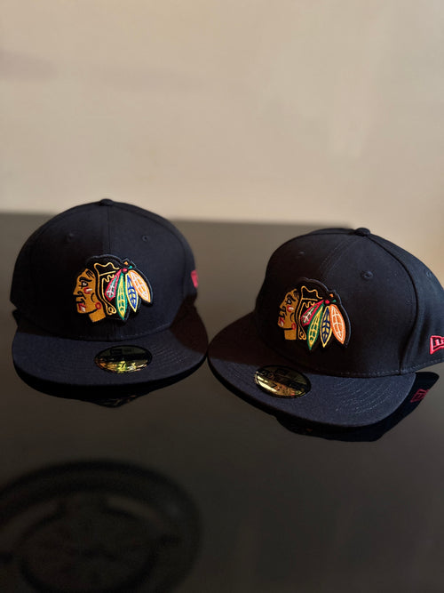 Gorra fitted 59FIFTY de New Era presenta el logo clásico de los Chicago Blackhawks bordado en la parte frontal.